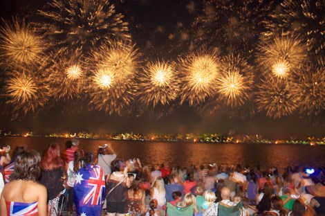 I always imagine fireworks to some kind of dramatic classical music in my head. You know the one.