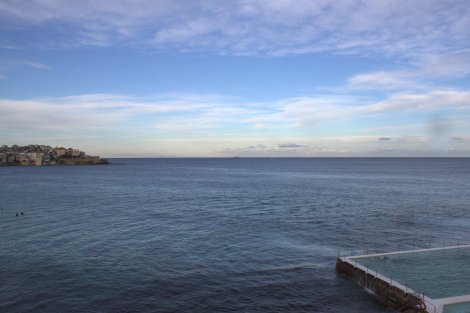 Gorgeous Icebergs club pool jutting out into the ocean...